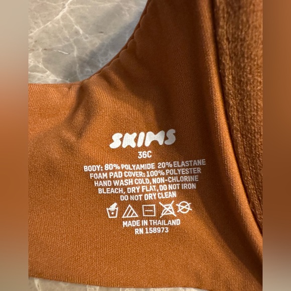 SKIMS Fits Everybody Super Push Up Bra Bronze - Picture 5 of 6
